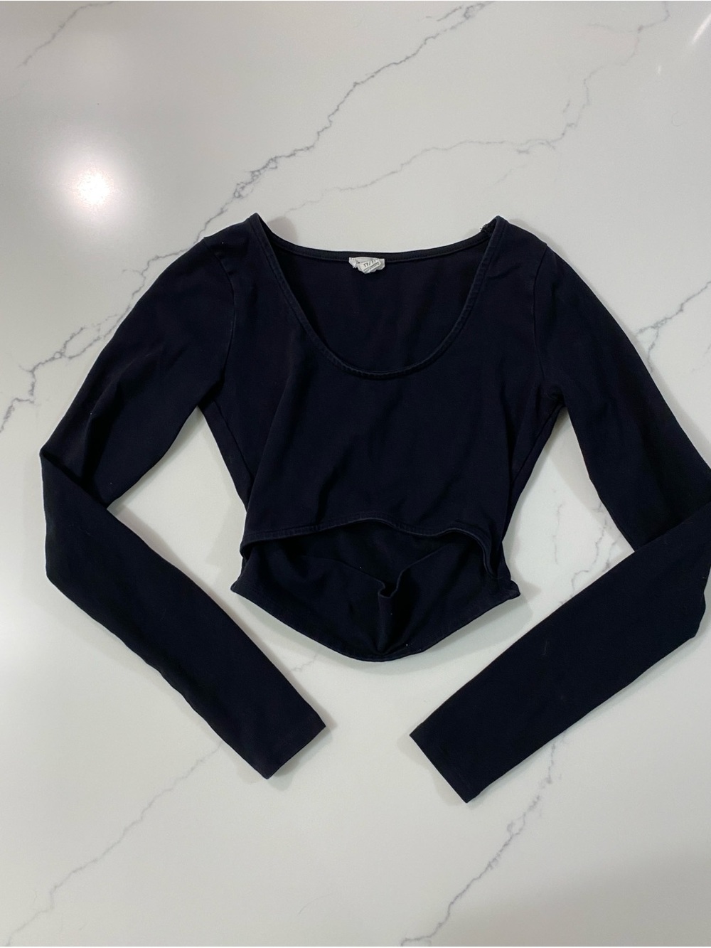 Garage Black Long Sleeve Scoop Crop Top with Open Midriff Size XS